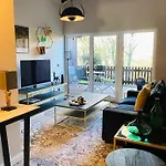 Appartement Besotel - 20 2 Standorte 35 Schlafzimmer 29 Badezimmer 52 Betten Fuer 73 Gaeste *