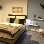 Besotel - 20 2 Standorte 35 Schlafzimmer 29 Badezimmer 52 Betten Fuer 73 Gaeste Appartement *