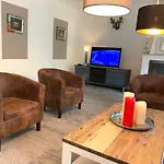 Appartement Besotel - 20 2 Standorte 35 Schlafzimmer 29 Badezimmer 52 Betten Fuer 73 Gaeste