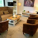 Besotel - 20 2 Standorte 35 Schlafzimmer 29 Badezimmer 52 Betten Fuer 73 Gaeste Appartement *