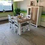 Besotel - 20 2 Standorte 35 Schlafzimmer 29 Badezimmer 52 Betten Fuer 73 Gaeste Appartement Erkrath