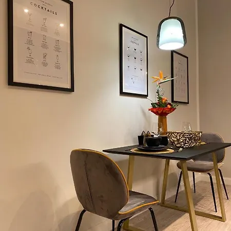 Besotel - 20 2 Standorte 35 Schlafzimmer 29 Badezimmer 52 Betten Fuer 73 Gaeste