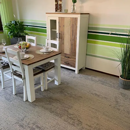 Apartment Besotel Erkrath- Schicke Oder Zentral Naehe Bahnhof Und Autobahn Im Neandertal Mit Glasfaser Wlan Und Freies Parken