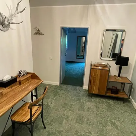 Besotel Erkrath- Schicke Oder Zentral Naehe Bahnhof Und Autobahn Im Neandertal Mit Glasfaser Wlan Und Freies Parken Apartment *