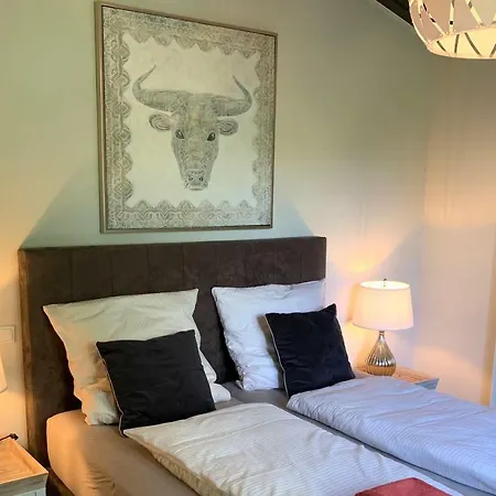 Apartment Besotel Erkrath- Schicke Oder Zentral Naehe Bahnhof Und Autobahn Im Neandertal Mit Glasfaser Wlan Und Freies Parken Erkrath