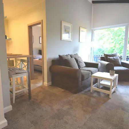 Apartmán Besotel - 20 2 Standorte 35 Schlafzimmer 29 Badezimmer 52 Betten Fuer 73 Gaeste Erkrath