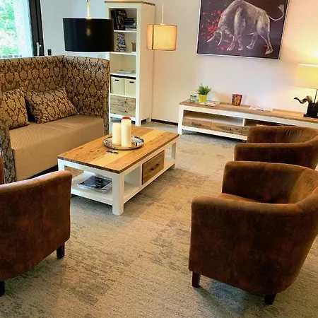 Besotel - 20 2 Standorte 35 Schlafzimmer 29 Badezimmer 52 Betten Fuer 73 Gaeste Lejlighed *