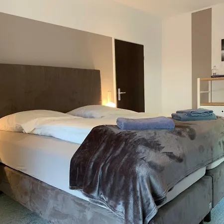 Apartment Besotel Erkrath- Schicke Oder Zentral Naehe Bahnhof Und Autobahn Im Neandertal Mit Glasfaser Wlan Und Freies Parken *