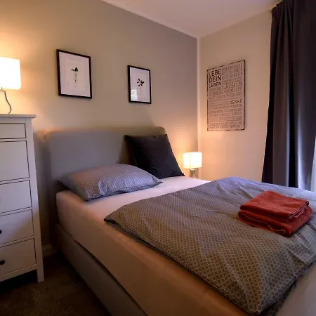Apartment Besotel Erkrath- Schicke Oder Zentral Naehe Bahnhof Und Autobahn Im Neandertal Mit Glasfaser Wlan Und Freies Parken *
