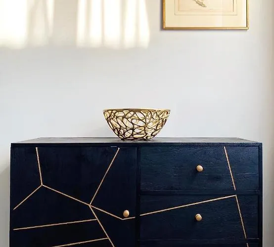 Besotel - 20 2 Standorte 35 Schlafzimmer 29 Badezimmer 52 Betten Fuer 73 Gaeste * Erkrath