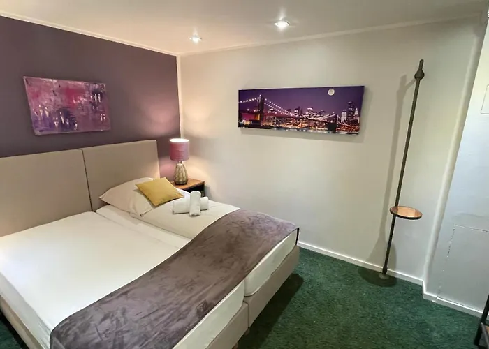 Appartement Besotel - 20 2 Standorte 35 Schlafzimmer 29 Badezimmer 52 Betten Fuer 73 Gaeste