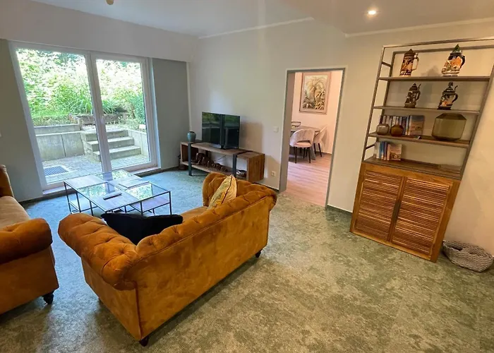 Besotel - 20 2 Standorte 35 Schlafzimmer 29 Badezimmer 52 Betten Fuer 73 Gaeste * Erkrath