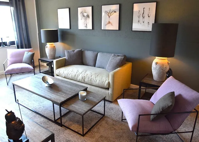 Besotel - 20 2 Standorte 35 Schlafzimmer 29 Badezimmer 52 Betten Fuer 73 Gaeste Erkrath