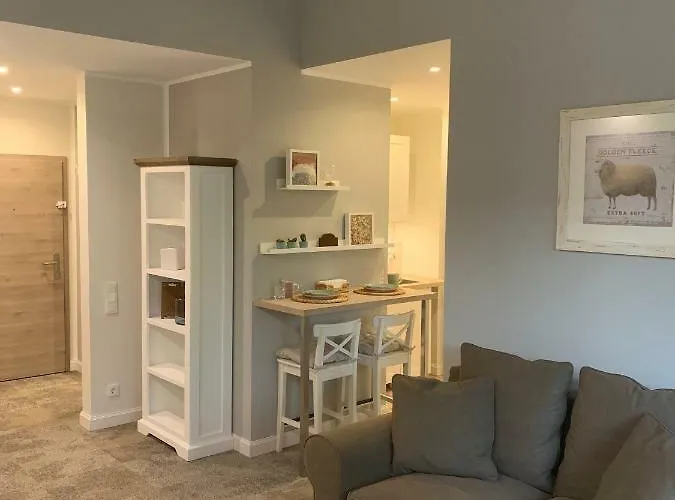 Besotel - 20 2 Standorte 35 Schlafzimmer 29 Badezimmer 52 Betten Fuer 73 Gaeste Apartament Erkrath