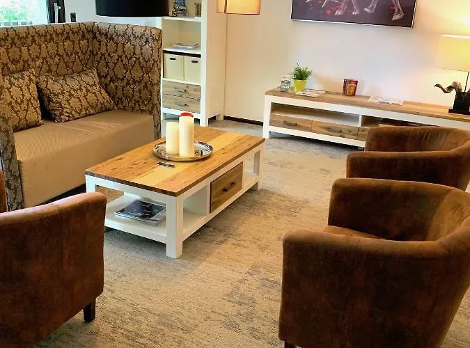 Besotel - 20 2 Standorte 35 Schlafzimmer 29 Badezimmer 52 Betten Fuer 73 Gaeste Appartement *