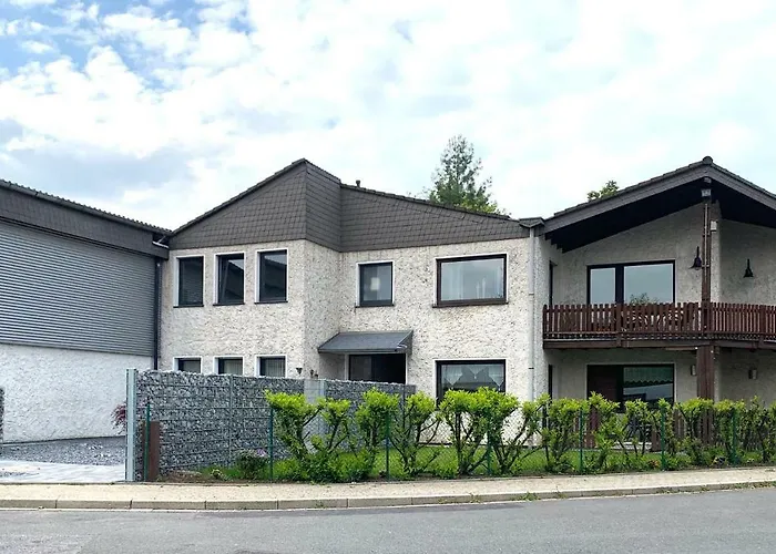 Besotel - 20 2 Standorte 35 Schlafzimmer 29 Badezimmer 52 Betten Fuer 73 Gaeste Appartement