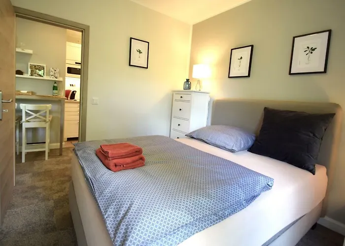 Besotel - 20 2 Standorte 35 Schlafzimmer 29 Badezimmer 52 Betten Fuer 73 Gaeste Erkrath