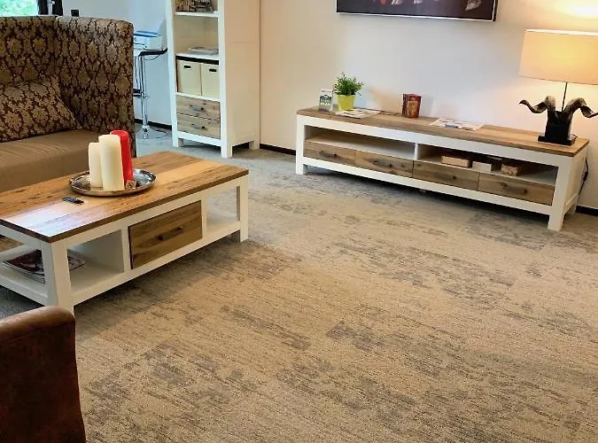 Apartament Besotel - 20 2 Standorte 35 Schlafzimmer 29 Badezimmer 52 Betten Fuer 73 Gaeste