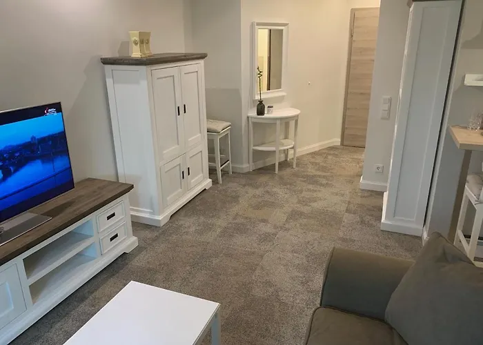 Besotel - 20 2 Standorte 35 Schlafzimmer 29 Badezimmer 52 Betten Fuer 73 Gaeste Erkrath